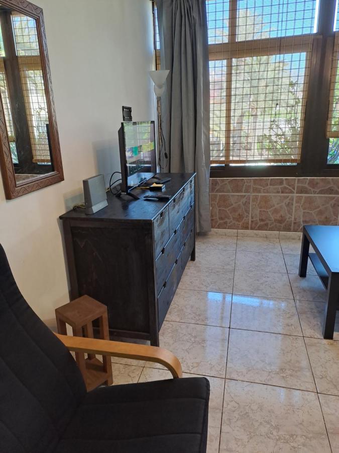 Primavera Appartement Tot 7 Personen Ideaal Voor Backpackers Арона Екстер'єр фото